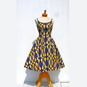 Carnival Vintage 1950s Betty Carol Mam'selle Cotton Full Skirt Dress
